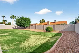 15 E Angela Dr, Phoenix, AZ 85022 - Photo 34