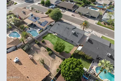 15 E Angela Drive, Phoenix, AZ 85022 - Photo 4