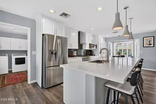 15 E Angela Dr, Phoenix, AZ 85022 - Photo 12
