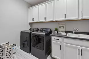 14045 W Mariposa Grande, Surprise, AZ 85387 - Photo 32