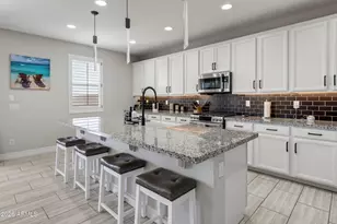 14045 W Mariposa Grande, Surprise, AZ 85387 - Photo 6