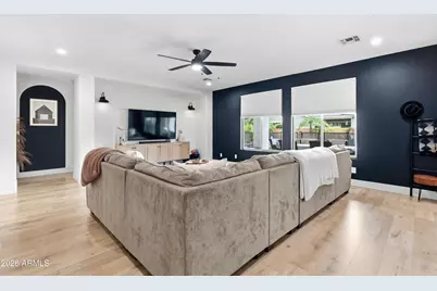 8027 W Spur Drive, Peoria, AZ 85383 - Photo 6