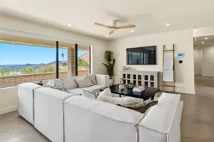 1856 E Cinnabar Ave, Phoenix, AZ 85020 - Photo 6