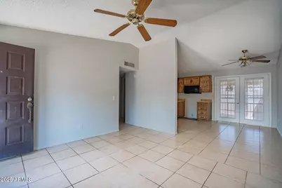 3645 N 69th Avenue #15, Phoenix, AZ 85033 - Photo 4