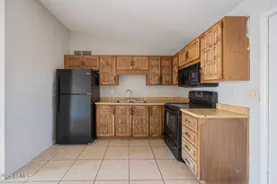 3645 N 69th Ave, Phoenix, AZ 85033 - Photo 12