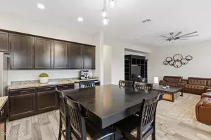7427 W Saddlehorn Rd, Peoria, AZ 85383 - Photo 26