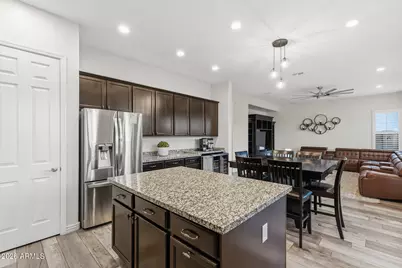 7427 W Saddlehorn Road, Peoria, AZ 85383 - Photo 20