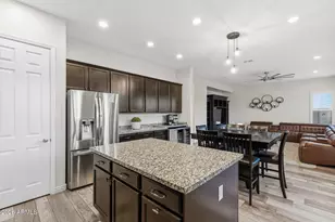 7427 W Saddlehorn Rd, Peoria, AZ 85383 - Photo 20