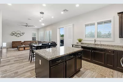 7427 W Saddlehorn Road, Peoria, AZ 85383 - Photo 18