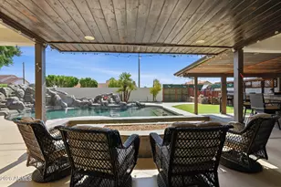 2560 N Lindsay Rd, Mesa, AZ 85213 - Photo 36