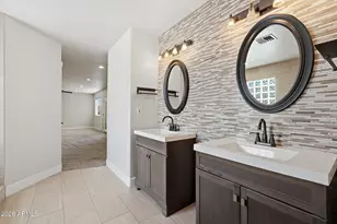 2560 N Lindsay Rd, Mesa, AZ 85213 - Photo 18