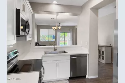 2568 W Bisbee Way, Phoenix, AZ 85086 - Photo 4