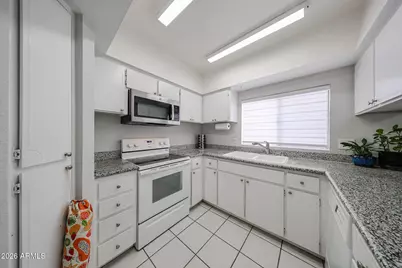 1870 E Kirkland Lane, Tempe, AZ 85281 - Photo 8