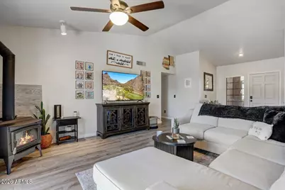 1660 E Whitten Street, Chandler, AZ 85225 - Photo 6