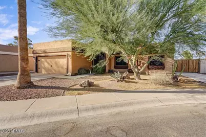 1660 E Whitten Street, Chandler, AZ 85225 - Photo 2