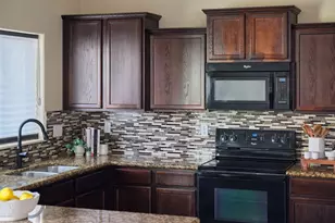 10225 W Camelback Rd, Phoenix, AZ 85037 - Photo 8