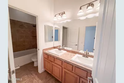 701 E Charlevoix Avenue, Gilbert, AZ 85297 - Photo 10