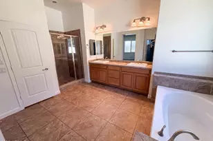 701 E Charlevoix Ave, Gilbert, AZ 85297 - Photo 32
