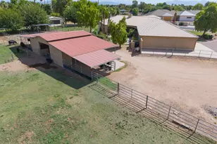 284 S 162nd St, Gilbert, AZ 85296 - Photo 8