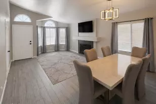 18654 N 78th Dr N, Glendale, AZ 85308 - Photo 4