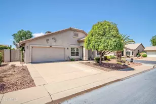 4303 E Angela Dr, Phoenix, AZ 85032 - Photo 4