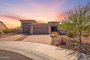 18205 W Cassia Way, Goodyear, AZ 85338 - Photo 2
