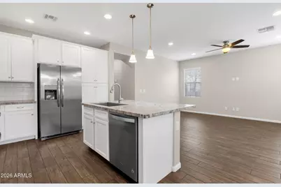2477 W Market Place #34, Chandler, AZ 85248 - Photo 10