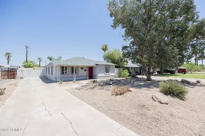 1332 E Whitton Avenue, Phoenix, AZ 85014 - Photo 1