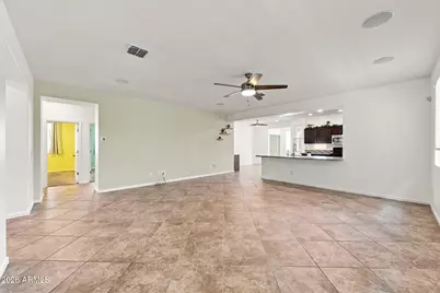 6825 N 130th Drive, Glendale, AZ 85307 - Photo 6
