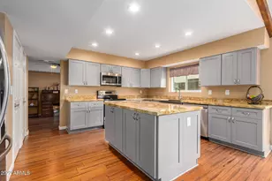 3601 E Rosemonte Dr, Phoenix, AZ 85050 - Photo 12