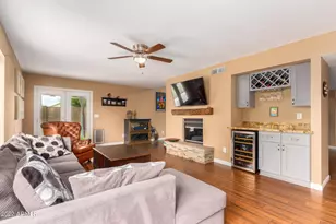 3601 E Rosemonte Dr, Phoenix, AZ 85050 - Photo 8