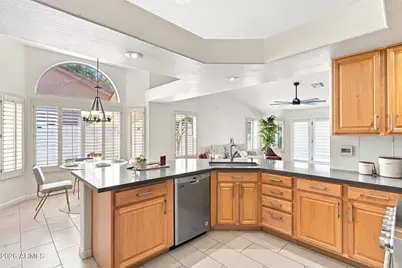 2540 E Sagebrush Street, Gilbert, AZ 85296 - Photo 18