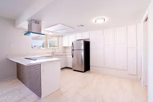 7728 W Cheery Lynn Rd, Phoenix, AZ 85033 - Photo 14