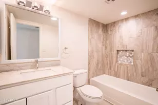 7728 W Cheery Lynn Rd, Phoenix, AZ 85033 - Photo 22