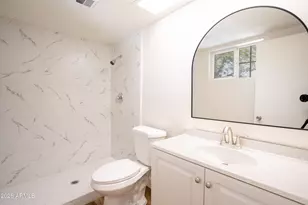 7728 W Cheery Lynn Rd, Phoenix, AZ 85033 - Photo 26