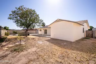7728 W Cheery Lynn Rd, Phoenix, AZ 85033 - Photo 42