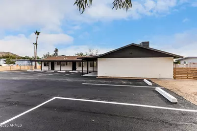 11230 N 17th Avenue, Phoenix, AZ 85029 - Photo 4