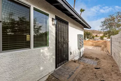 11230 N 17th Avenue, Phoenix, AZ 85029 - Photo 16