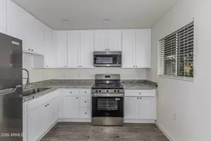 11230 N 17th Ave, Phoenix, AZ 85029 - Photo 10