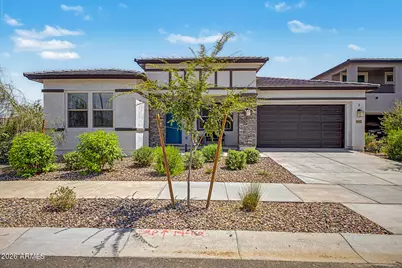 893 W Superstition Drive, San Tan Valley, AZ 85140 - Photo 2