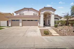 1426 E Amberwood Dr, Phoenix, AZ 85048 - Photo 1