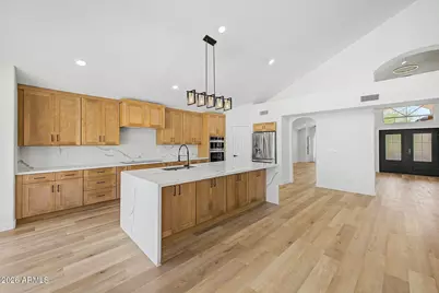 1426 E Amberwood Drive, Phoenix, AZ 85048 - Photo 2