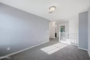 5727 S 35th Pl, Phoenix, AZ 85040 - Photo 8