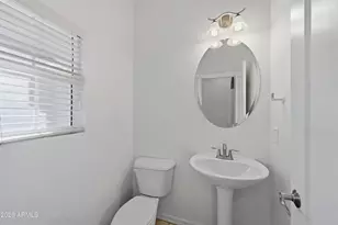 5727 S 35th Pl, Phoenix, AZ 85040 - Photo 6
