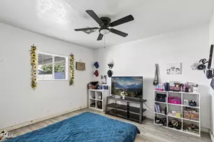 107 W 11th St, Casa Grande, AZ 85122 - Photo 2
