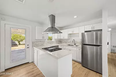 2526 W Orchid Lane, Phoenix, AZ 85021 - Photo 8