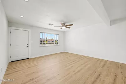 2526 W Orchid Lane, Phoenix, AZ 85021 - Photo 4
