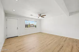 2526 W Orchid Ln, Phoenix, AZ 85021 - Photo 4