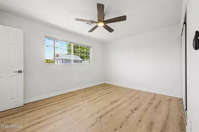 2526 W Orchid Lane, Phoenix, AZ 85021 - Photo 12