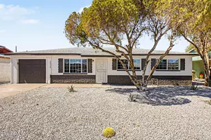 2526 W Orchid Ln, Phoenix, AZ 85021 - Photo 1